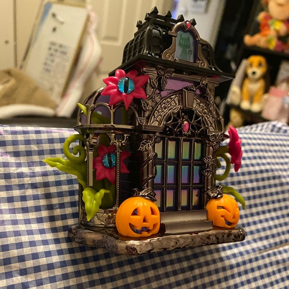 Bath & Body Work Spooktakular Haunted Conservatory - Picture 3 of 4